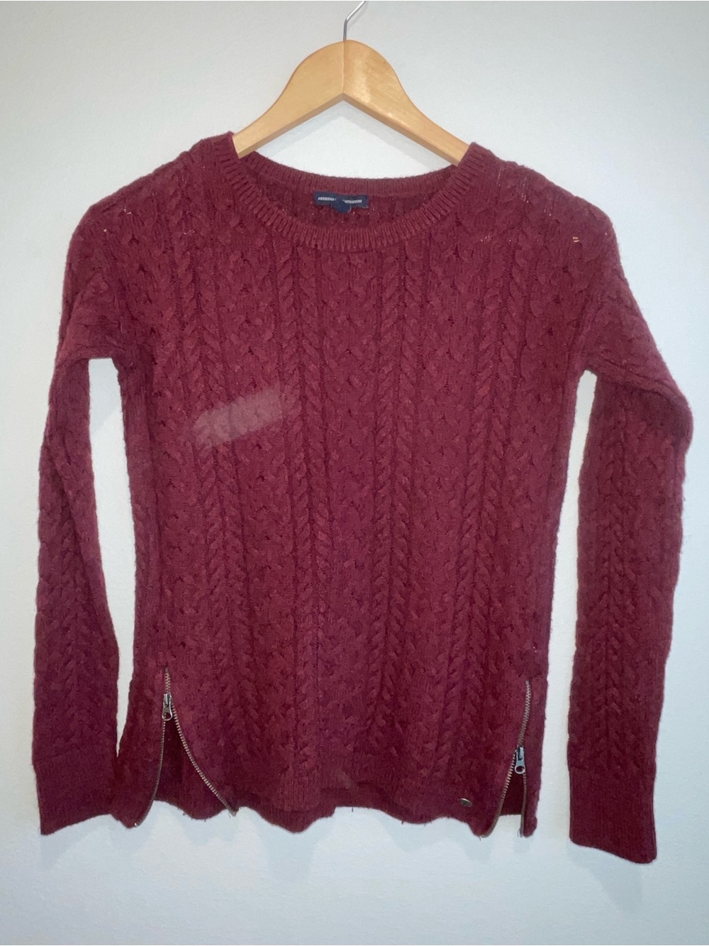 AE Maroon Cable Knit Pullover Sweater Cozy Fall Side-Zipper Knit Crewneck preppy